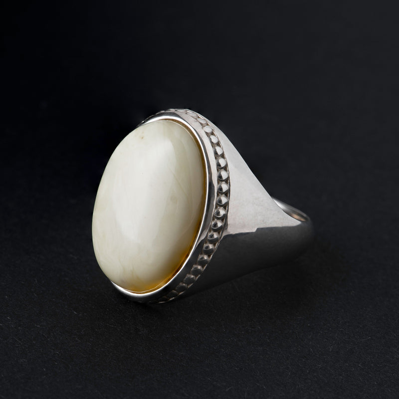 SILVER RING WITH NATURAL BALTIC AMBER
